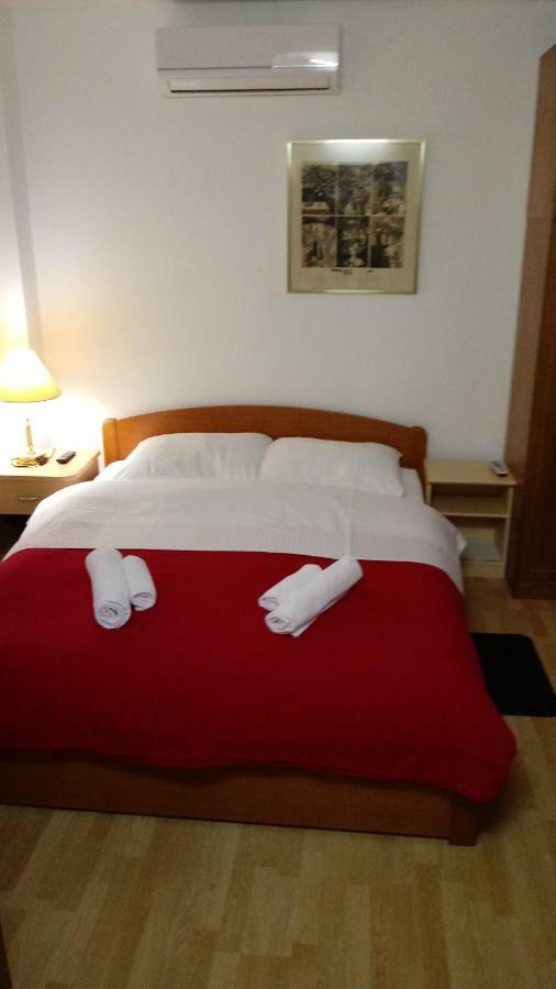 Apartment Happy Centre-free Parking *